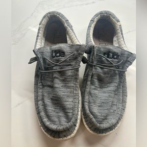 Men's Hey Dudes Size 10